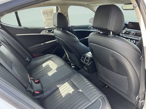 Used 2022 Genesis G70 2.0T w/ Prestige Package RWD image 19