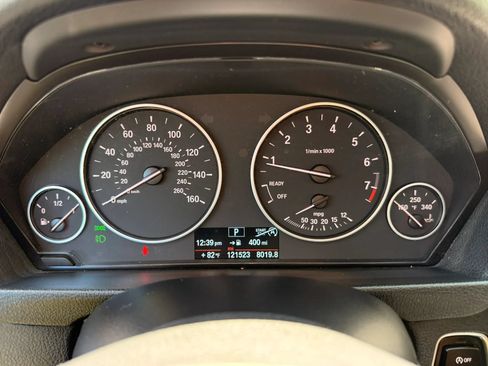 Used 2014 BMW 320i xDrive Sedan AWD/4WD image 17