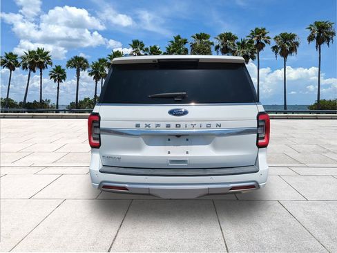 Used 2022 Ford Expedition Platinum image 7