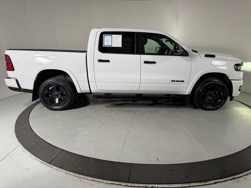 Used 2025 RAM 1500 Big Horn AWD/4WD image 6
