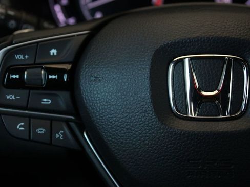 Used 2020 Honda Accord Sport image 32