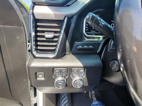 Used 2024 GMC Sierra 1500 Denali AWD/4WD image 18