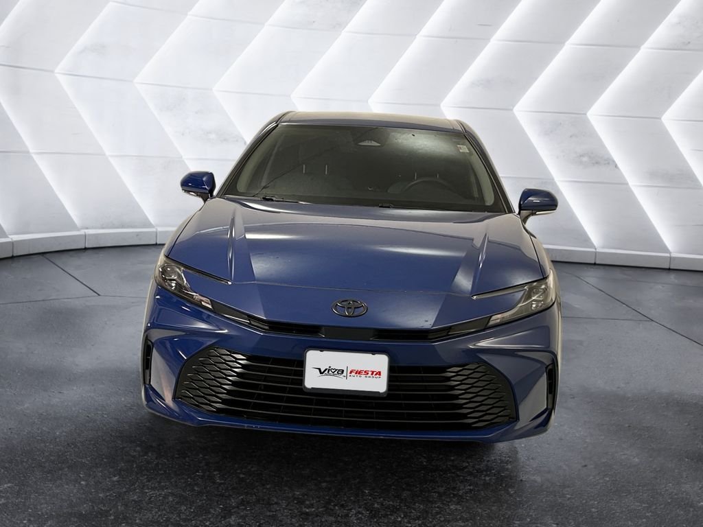 Used 2025 Toyota Camry LE w/ Convenience Package FWD image 2