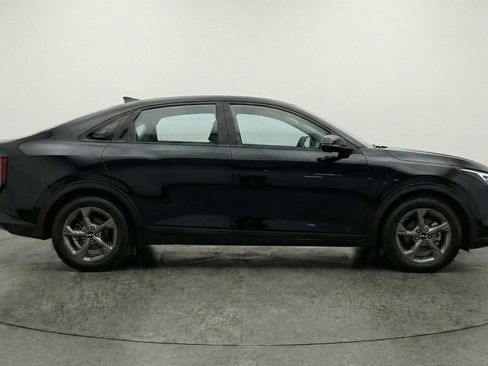 Used 2025 Kia K4 LXS image 11