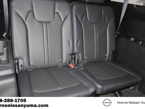 Used 2025 Kia Sorento S w/ Panoramic Sunroof Package FWD image 8