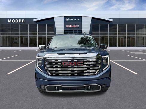 Used 2025 GMC Sierra 1500 Denali AWD/4WD image 8