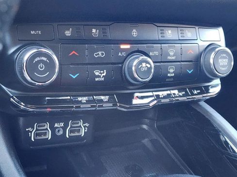 Used 2022 Dodge Durango Citadel image 30