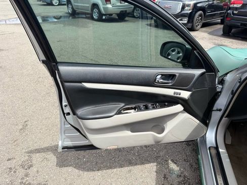 Used 2007 INFINITI G35 Journey w/ Premium Pkg image 11