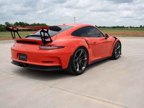 Used 2016 Porsche 911 GT3 RS RWD image 5
