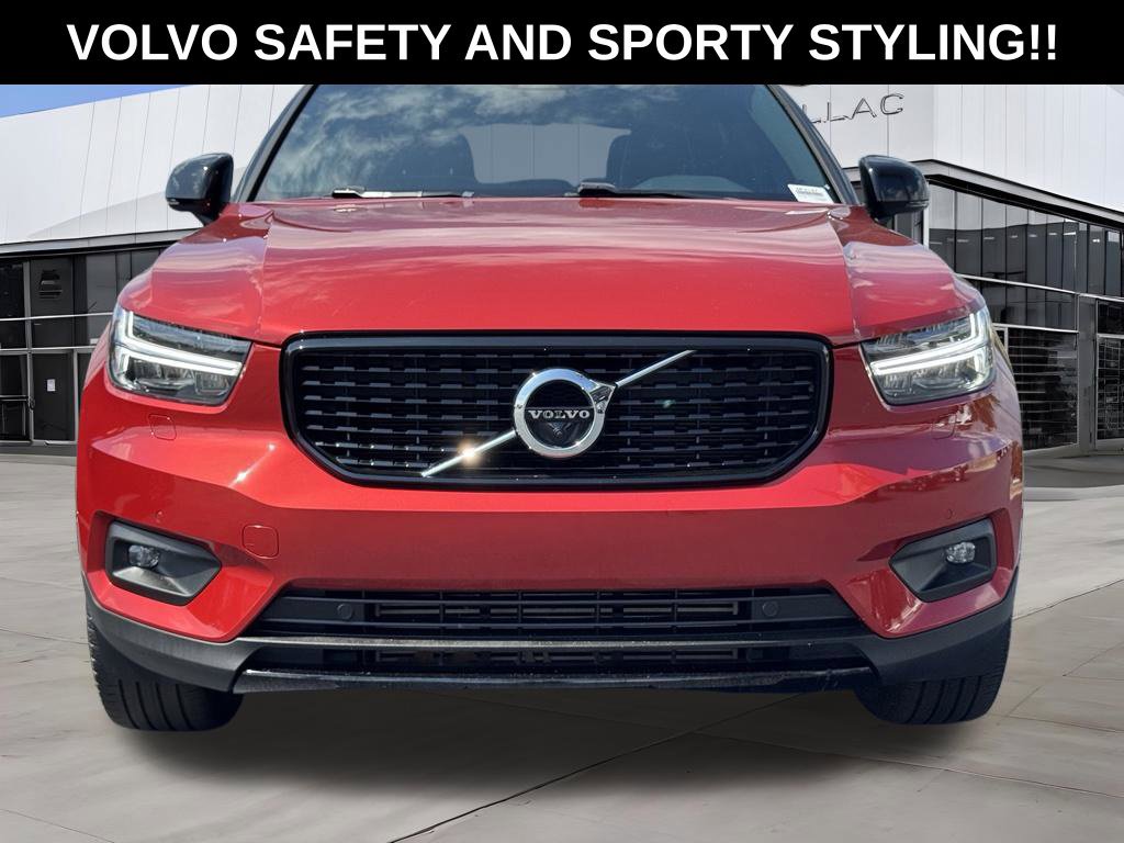 Used 2021 Volvo XC40 T5 R-Design w/ Advanced Package AWD/4WD image 4