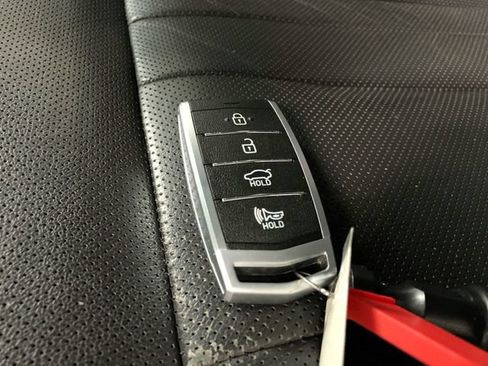Used 2017 Genesis G80 3.8 w/ Option Group 02 AWD/4WD image 31