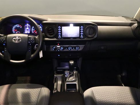 Used 2020 Toyota Tacoma SR5 image 21