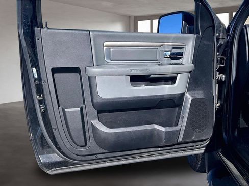 Used 2014 RAM 1500 Express image 20