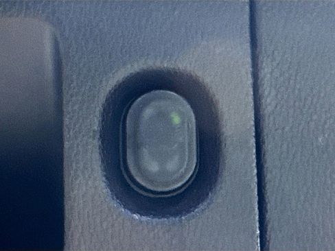 Used 2016 GMC Yukon SLT image 32