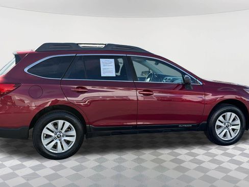 Used 2018 Subaru Outback 2.5i AWD/4WD image 4