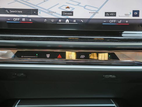 New 2026 BMW 740i w/ Premium Package image 10