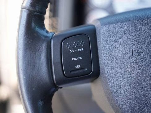 Used 2005 Dodge Ram 1500 Truck 2WD Quad Cab image 24