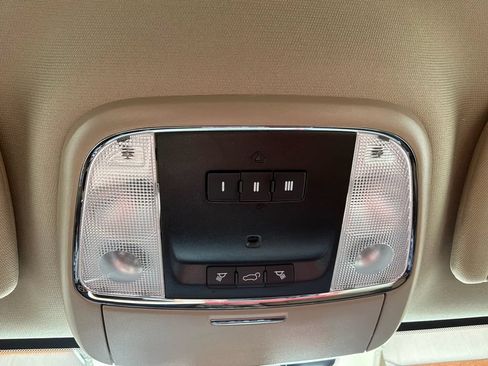 Certified 2018 Jeep Grand Cherokee Limited AWD/4WD image 33