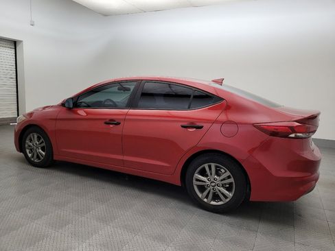 Used 2018 Hyundai Elantra SEL image 3