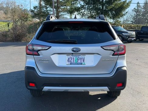 Used 2023 Subaru Outback Limited image 5