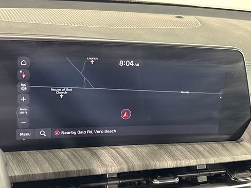 Used 2024 Kia Telluride EX w/ EX Captain's Chair Package image 21