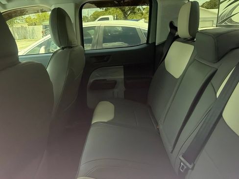 Used 2023 Ford Maverick XLT FWD image 13