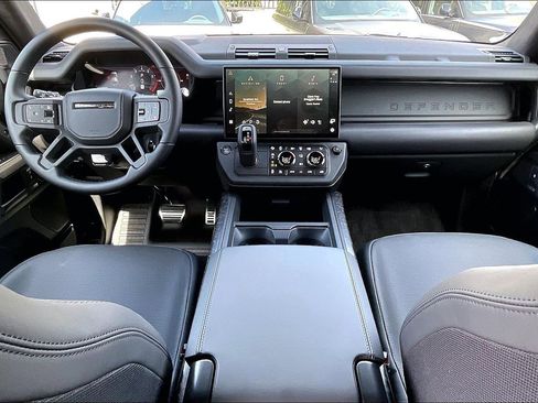 New 2026 Land Rover Defender 110 OCTA AWD/4WD image 8