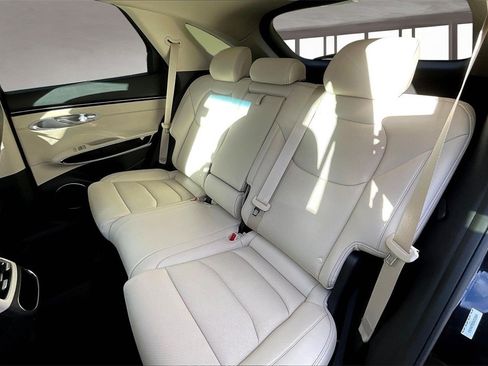 Used 2025 Genesis GV70 2.5T image 19