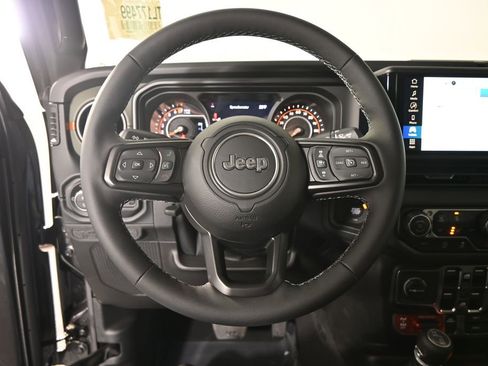 New 2026 Jeep Gladiator Mojave AWD/4WD image 34