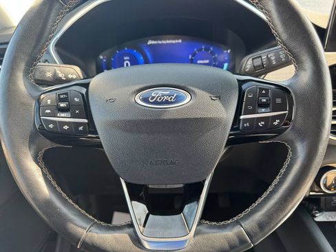 Used 2022 Ford Escape Titanium w/ Titanium Elite Package AWD/4WD image 27