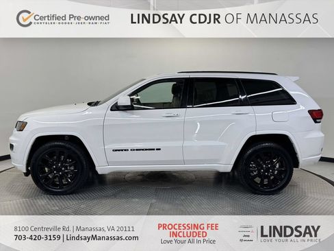 Used 2022 Jeep Grand Cherokee Laredo X AWD/4WD image 6