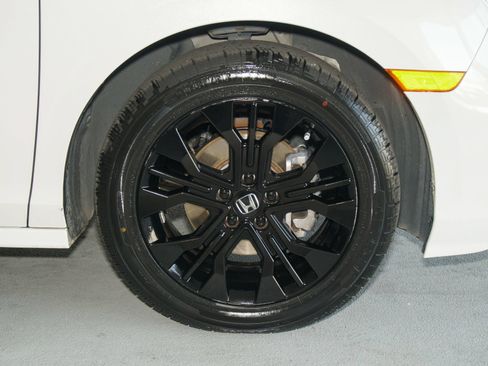Used 2025 Honda Odyssey Sport-L image 47