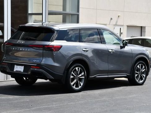 Used 2023 INFINITI QX60 Luxe w/ Performance Audio Package AWD/4WD image 8