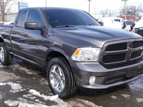 Used 2018 RAM 1500 Express w/ Express Value Package image 4