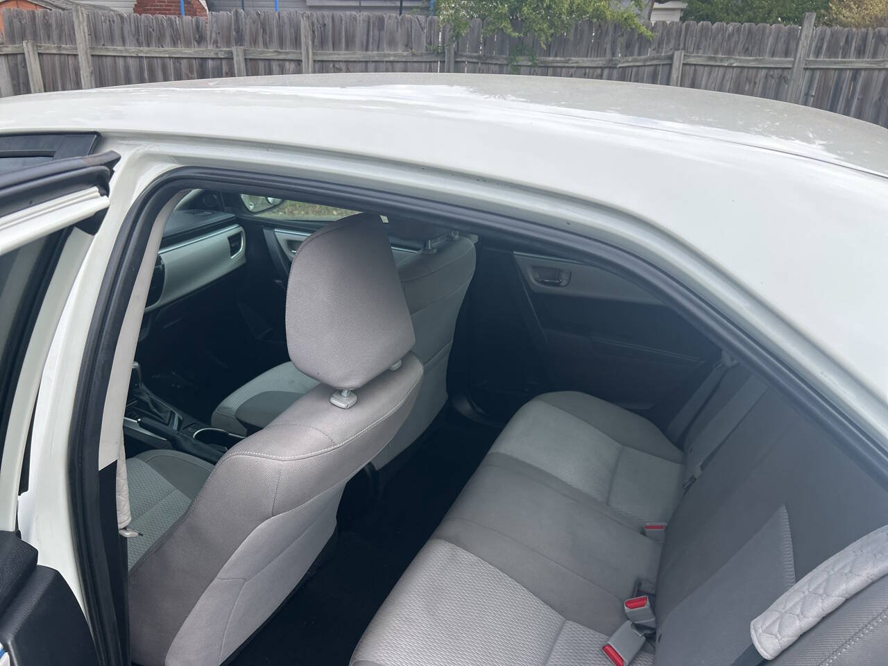 Used 2014 Toyota Corolla LE FWD image 12