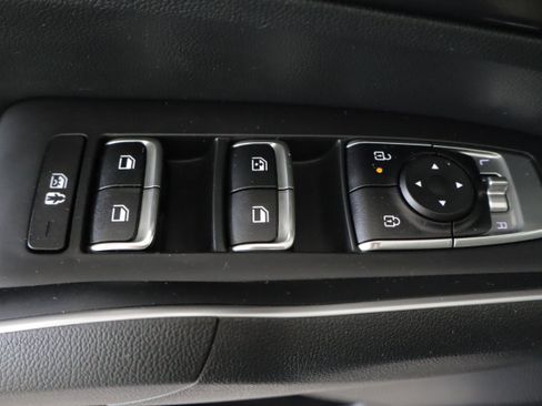 Used 2024 Kia Sorento S w/ Panoramic Sunroof Package AWD/4WD image 12