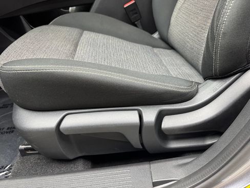 Used 2021 Nissan Rogue S AWD/4WD image 11