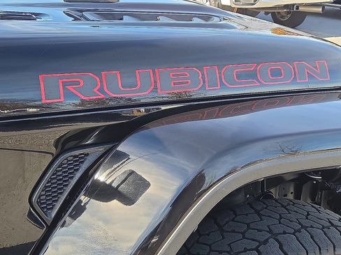 Used 2020 Jeep Gladiator Rubicon image 8