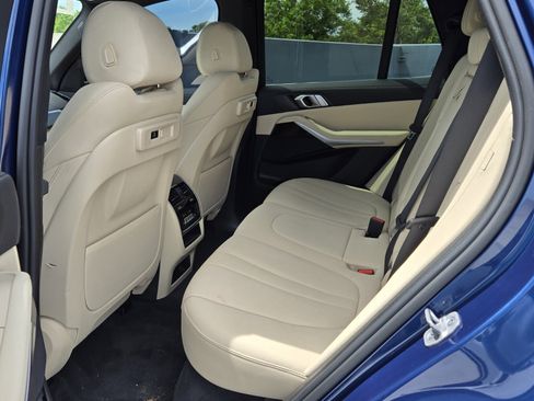 Used 2021 BMW X5 sDrive40i w/ Convenience Package RWD image 4