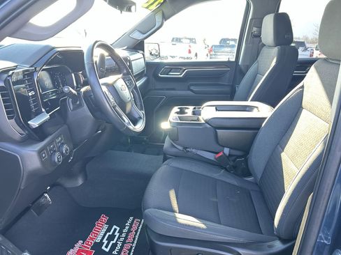 Used 2022 Chevrolet Silverado 1500 LT image 21