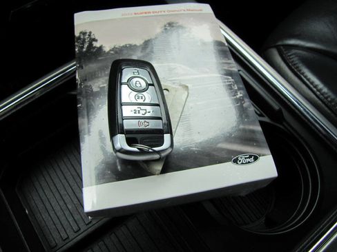 Used 2022 Ford F250 Platinum w/ FX4 Off-Road Package image 50