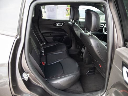 Used 2023 Jeep Compass Trailhawk AWD/4WD image 23