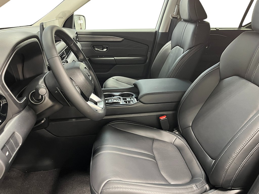 New 2026 Honda Pilot Touring image 12