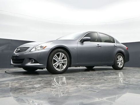 Used 2015 INFINITI Q40 w/ Navigation Package image 36