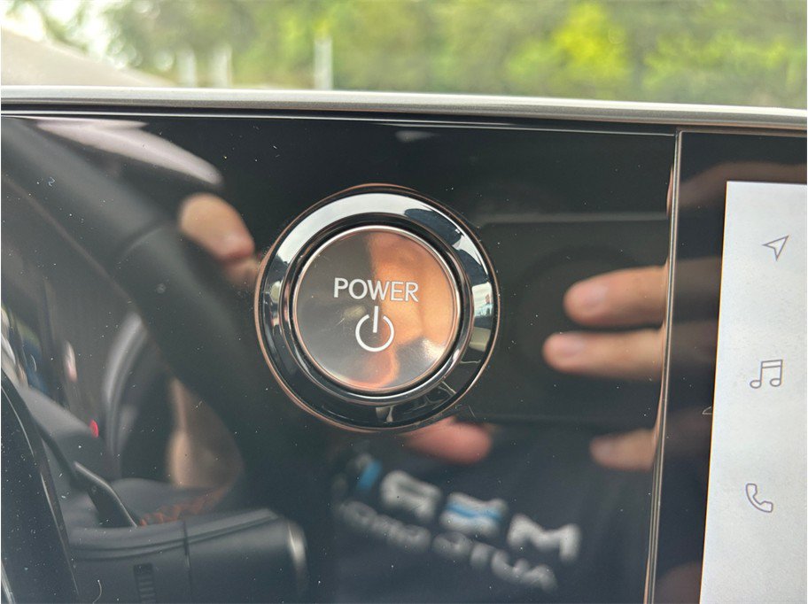 Used 2024 Lexus NX 350h AWD image 25