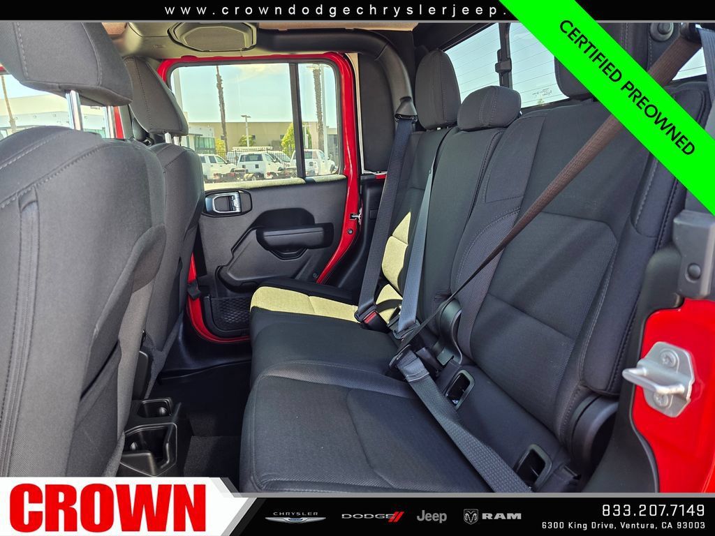 Certified 2022 Jeep Gladiator Sport AWD/4WD image 19