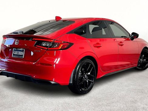 Used 2025 Honda Civic Sport image 2