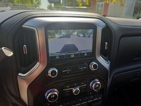 Used 2023 GMC Sierra 3500 SLE w/ Gooseneck/5TH Wheel Package AWD/4WD image 17