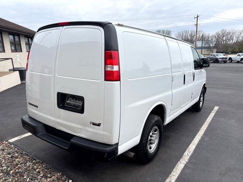 Used 2021 Chevrolet Express 2500 w/ Driver Convenience Package image 3