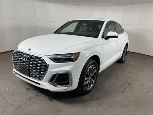 Certified 2022 Audi Q5 2.0T Premium Plus image 3